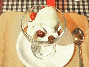 postre-helado-de-cerezas