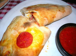 Calzone Napolitano