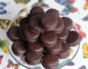 Galletas bañadas con chocolate